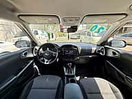 Kia Soul LX 2020 - miniatura 6