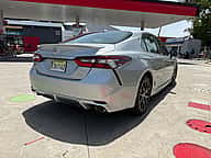 Toyota Camry SE 2021 - miniatura 9