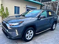 Toyota RAV4 LE 2021 - miniatura 1