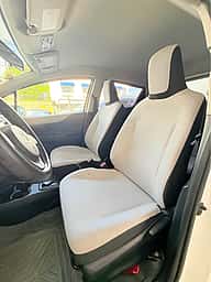 Toyota VITZ GR Sport 2012 - miniatura 5