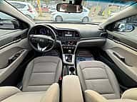 Hyundai Elantra SE 2020 - miniatura 8
