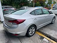 Hyundai Elantra SEL 2020 - miniatura 4
