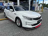 Kia K-5 Prestige 2016 - miniatura 1