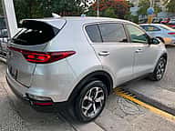 Kia Sportage LX 2020 - miniatura 4