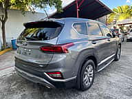 Hyundai Santa Fe SE 2019 - miniatura 10