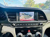 Hyundai Elantra SE 2019 - miniatura 11