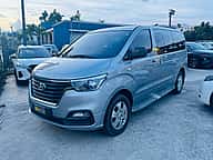 Hyundai Grand Starex 2021 - miniatura 1