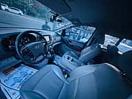 Hyundai Grand Starex 2021 - miniatura 7