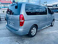 Hyundai Grand Starex 2021 - miniatura 4