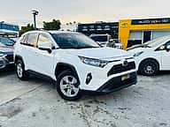 Toyota RAV4 XLE 2020 - miniatura 2