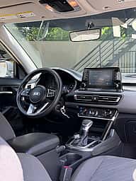 Kia Seltos LX 2021 - miniatura 8