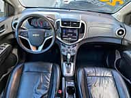 Chevrolet Sonic Premier 2018 - miniatura 7