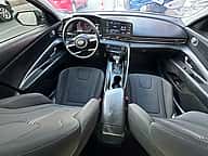 Hyundai Elantra SEL 2021 - miniatura 9