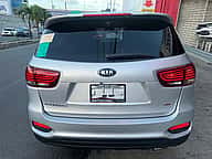 Kia Sorento LX 2020 - miniatura 4