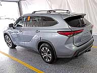 Toyota Highlander XLE 2021 - miniatura 4