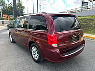 Dodge Caravan SXT 2020 - miniatura 4