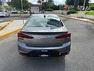 Hyundai Elantra SEL 2020 - miniatura 3