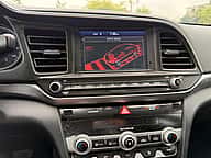 Hyundai Elantra SEL 2020 - miniatura 11