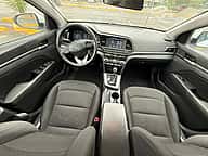 Hyundai Elantra SEL 2020 - miniatura 8