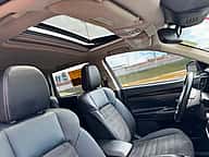 Mitsubishi Motors Outlander SE 2020 - miniatura 6