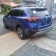 Nissan Rogue SV 2021 - miniatura 3