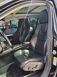 Volvo XC90 Momentum T6 2019 - miniatura 11