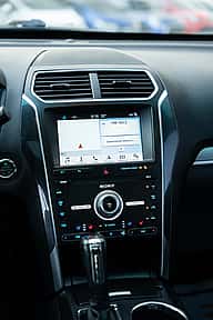 Ford Explorer Sport 2019 - miniatura 11