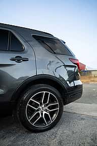 Ford Explorer Sport 2019 - miniatura 5