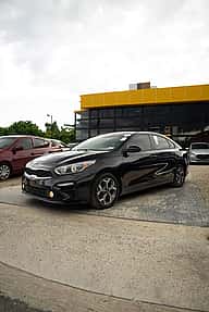 Kia Forte LX 2021 - miniatura 2