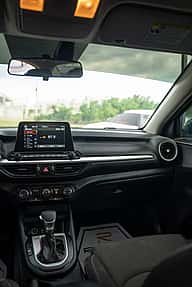 Kia Forte LX 2021 - miniatura 3