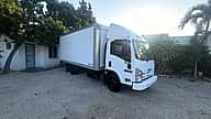 Isuzu Camion Furgon 2013 - miniatura 3