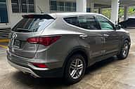 Hyundai Santa Fe SE 2018 - miniatura 5