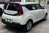 Kia Soul LX 2022 - miniatura 4