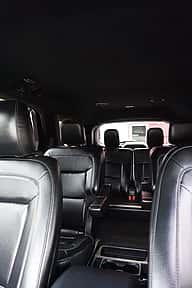 Ford Explorer XLT 2020 - miniatura 11