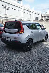 Kia Soul S 2021 - miniatura 4