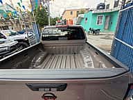 Nissan Frontier Pro-4X 2023 - miniatura 8