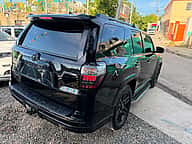 Toyota 4 Runner Limited Nightshade 2019 - miniatura 3