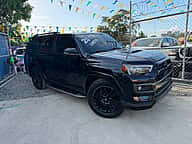 Toyota 4 Runner Limited Nightshade 2019 - miniatura 5