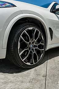 BMW X5 40i 2024 - miniatura 6