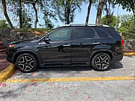 Kia Sorento LX 2012 - miniatura 3