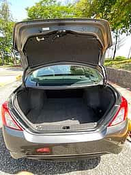 Nissan Versa S Plus 2018 - miniatura 11