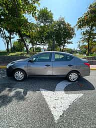 Nissan Versa S Plus 2018 - miniatura 13
