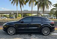 Porsche Cayenne Coupe Platinum 2022 - miniatura 5
