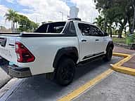 Toyota Hilux SR5 2022 - miniatura 14
