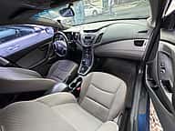 Hyundai Elantra SE 2016 - miniatura 6
