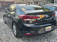 Hyundai Elantra SE 2019 - miniatura 4