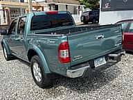Isuzu DMAX LS 2004 - miniatura 3