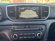 Kia Sportage LE 2021 - miniatura 5