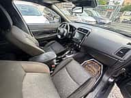 Mitsubishi Motors Outlander Sport SE 2021 - miniatura 6
