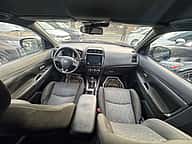 Mitsubishi Motors Outlander Sport SE 2021 - miniatura 7